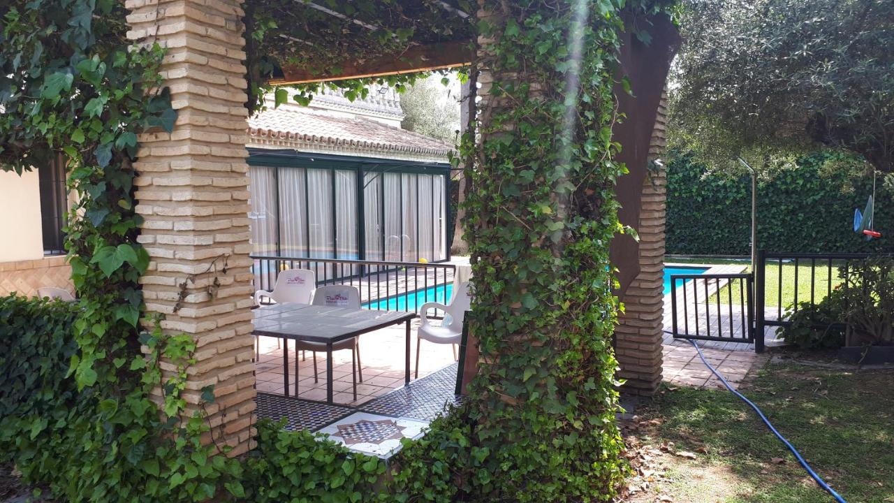 Casa Villa Ladi Umbrete Exterior photo